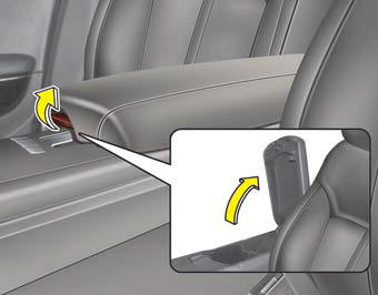 To open the center console storage, pull up the lever.